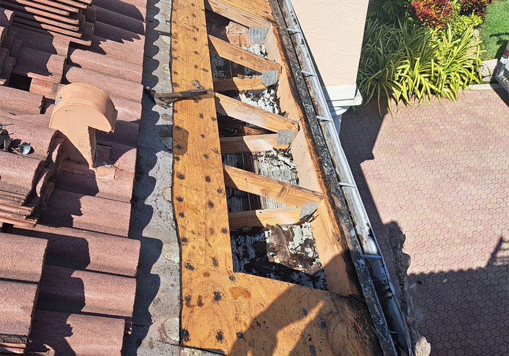 tile-roof-leak-repair-edge-19-boca-raton (10)