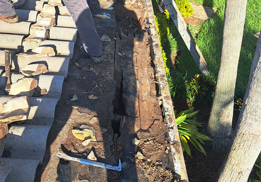 tile-roof-leak-repair-edge-19-boca-raton (5)