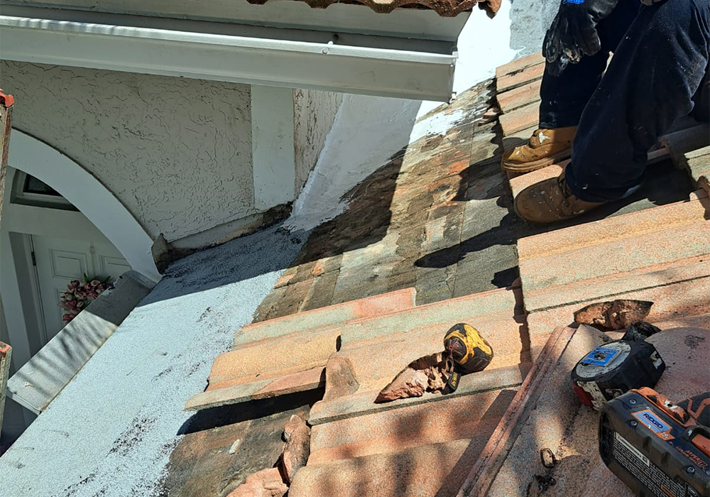 tile-roof-repair-valley-flashing-13-coconut-creek (16)