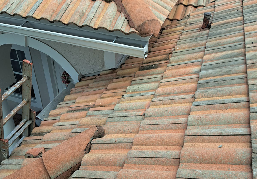 tile-roof-repair-valley-flashing-13-coconut-creek (18)