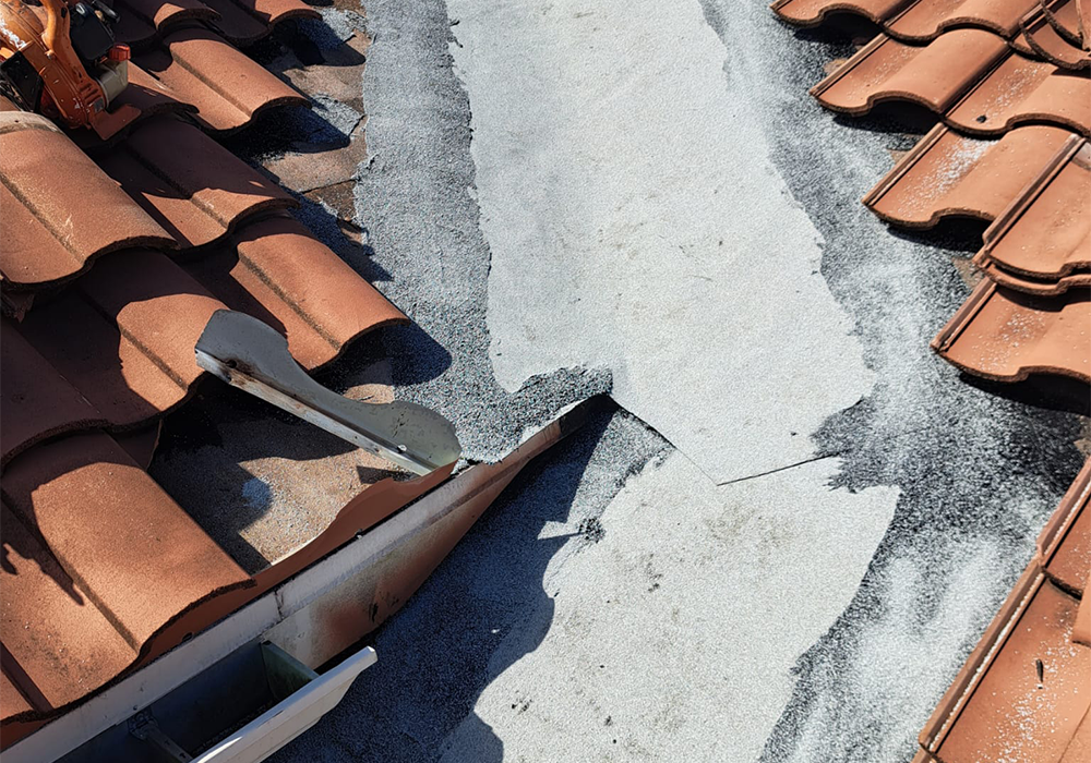 tile-roof-repair-valley-flashing-13-coconut-creek (2)