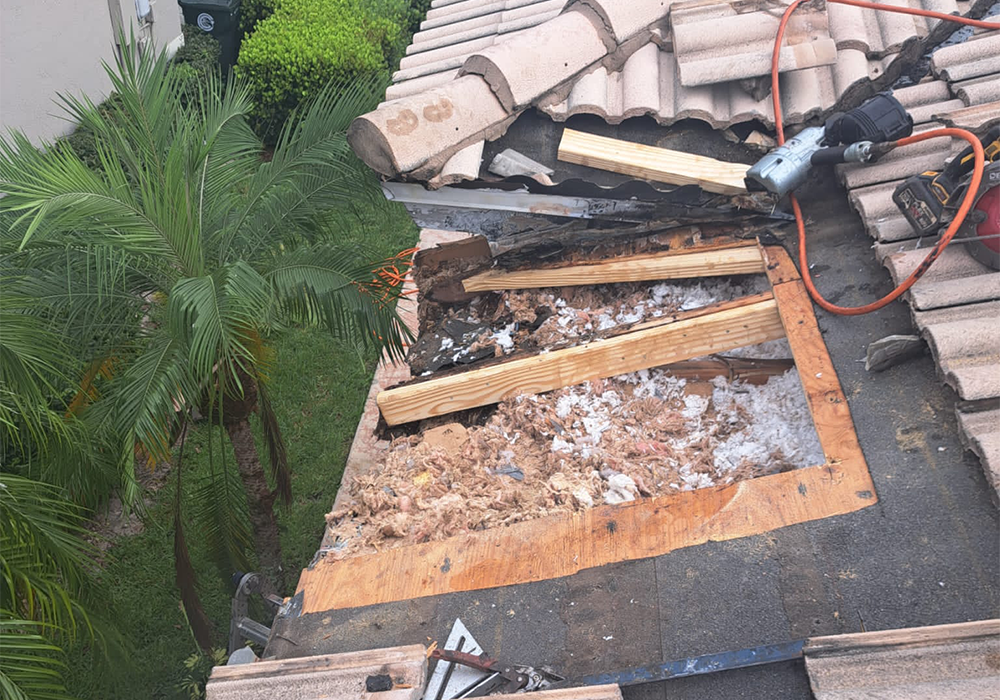 tile-roof-repair-valley-flashing-13-coconut-creek (26)