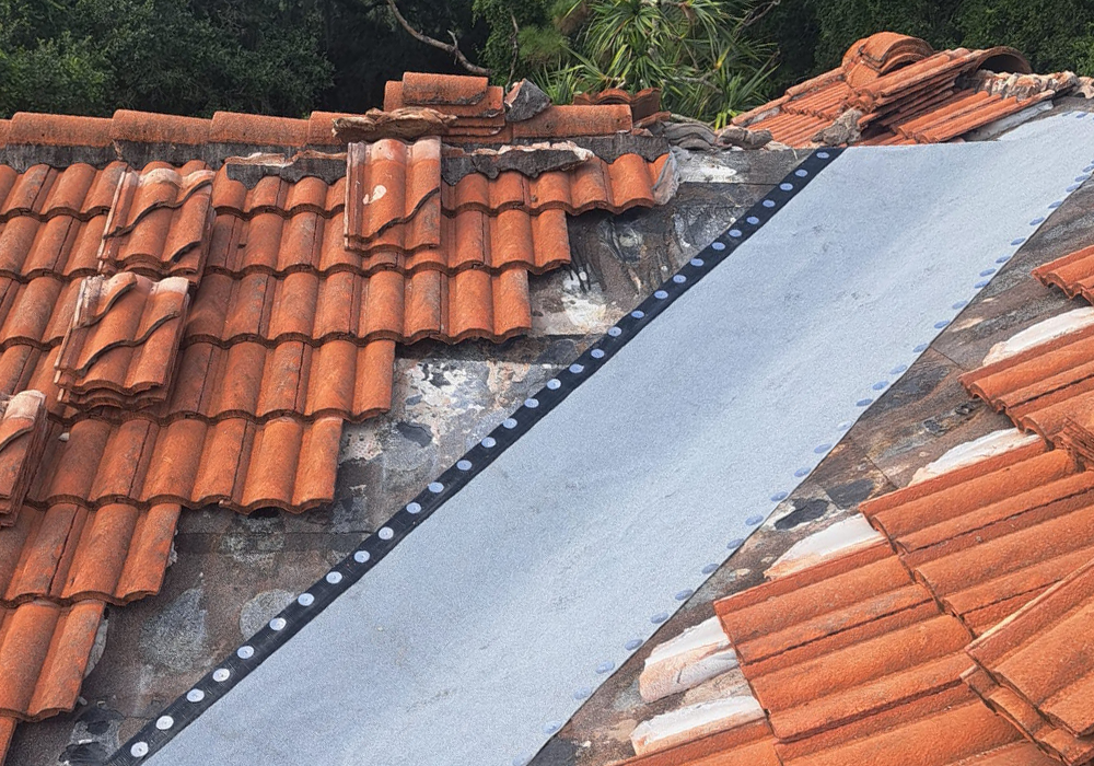 tile-roof-valley-repair-7-light-house-point (4)