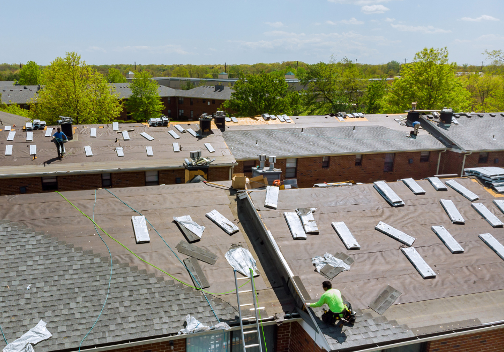 Commercial roofing services for warehouses and condominiums in Broward County, FL RainShield Roofing